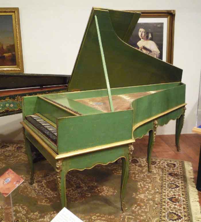 800px-Grand_Piano_1781_France_-_Louis_Bas